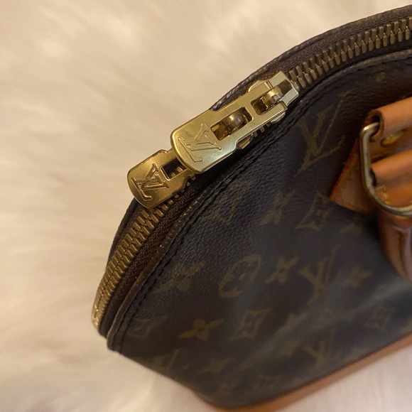 Authentic Louis Vuitton Alma Shoulder Bag PM Brown - Picture 4 of 12